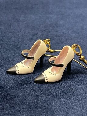 Vintage Barbie Shoe Earrings Hallmark Mini Ornament Heels Gold Tone Dangle